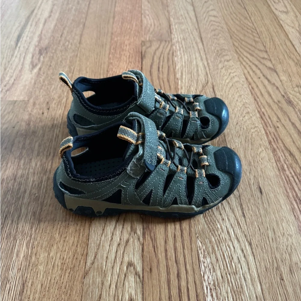 Kids Sperry Closed Sandals